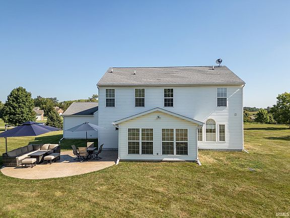 3rd image of 8909 Cobbler Ln