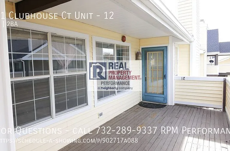 531 Clubhouse Ct #12 — Photo 2