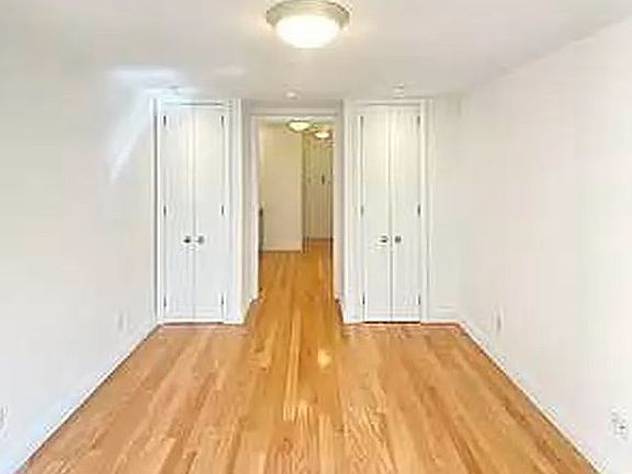 5th image of 103 Lexington Ave APT 2D