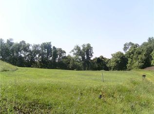 118 Scott Rd, Pittsburgh, PA 15239