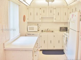 109 Flanders C, Delray Beach, FL 33484