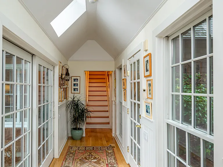 72 Bridgefield Rd — Photo 27