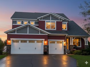 17994 Hydra Ct, Lakeville, MN 55044