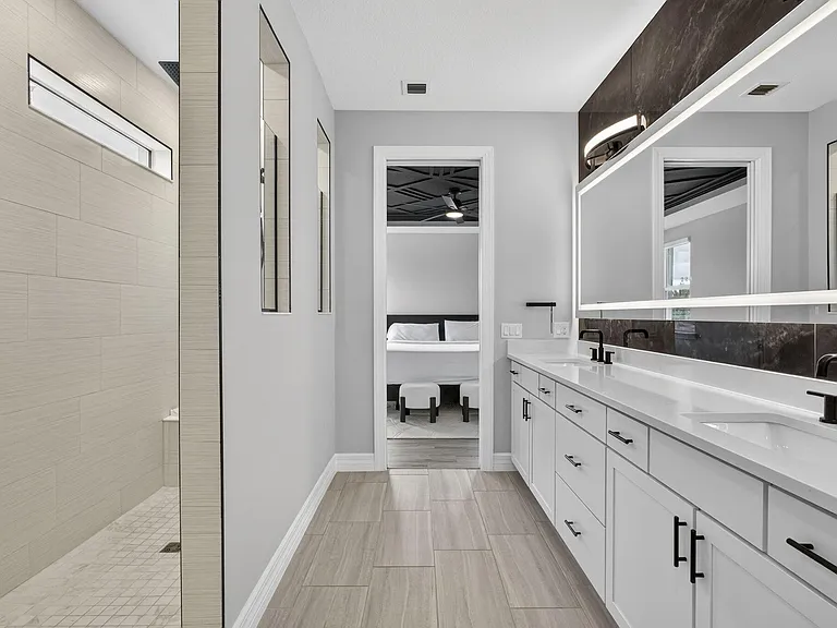 12534 Triumph Ln — Photo 36