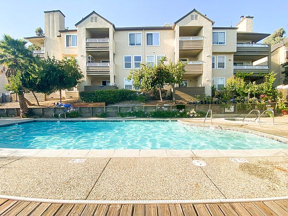 3rd image of 675 Newbury Ln APT 145