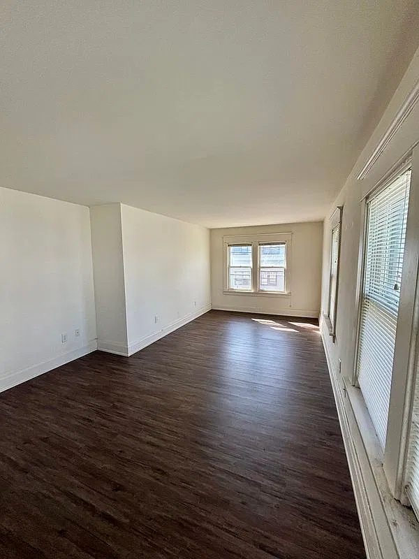 2 bed, 1.0 bath, 720 sqft, $1,171 — Photo 4
