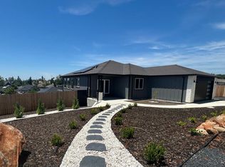 633 Circlewood Dr, Paradise, CA 95969