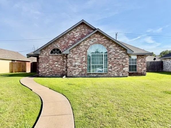 1302 Old Knoll Dr, Wylie, TX 75098