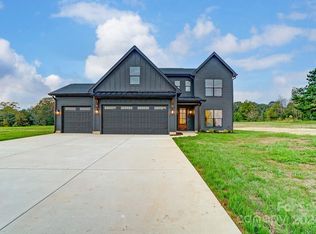 3184 Burlingame Dr, Crouse, NC 28033