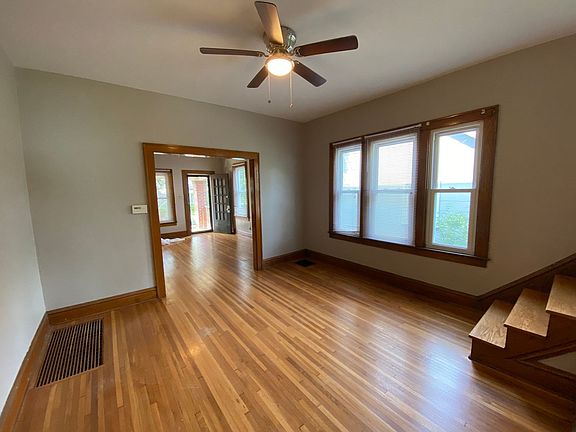 2nd image of 152 W Pacemont Rd #154