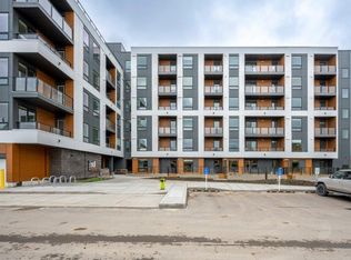 8500 19th Ave SW #1214, Calgary, AB T2S 0E2