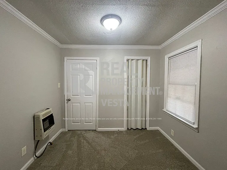 1214 James St — Photo 11