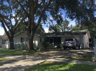 765 61st Ave NE, Saint Petersburg, FL 33703