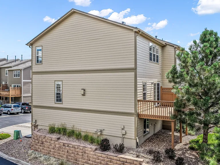 1013 Burning Bush Point — Photo 9