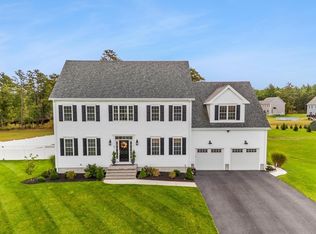83 Box Turtle Dr, Rochester, MA 02770