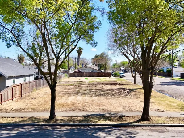 331 D St, Patterson, CA 95363