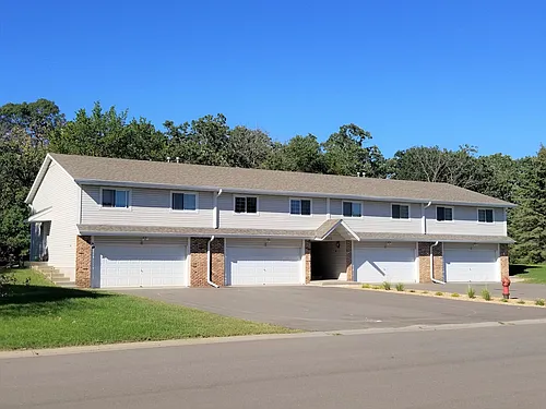 220 Leighton Dr #3 Photo 1