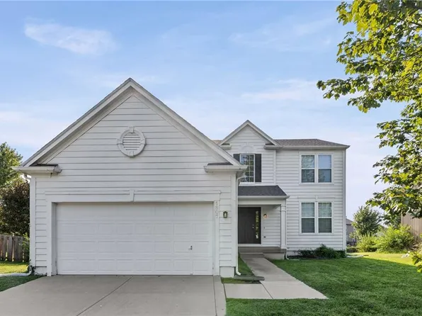 1807 W Fredrickson Dr, Olathe, KS 66061