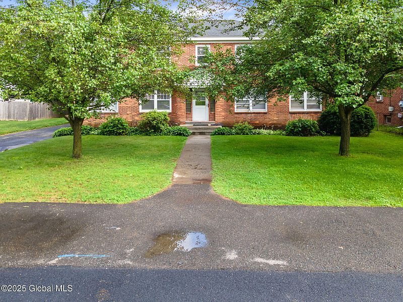 3rd image of 11 Kimberly Street