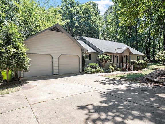 5th image of 8704 Mill House Ln
