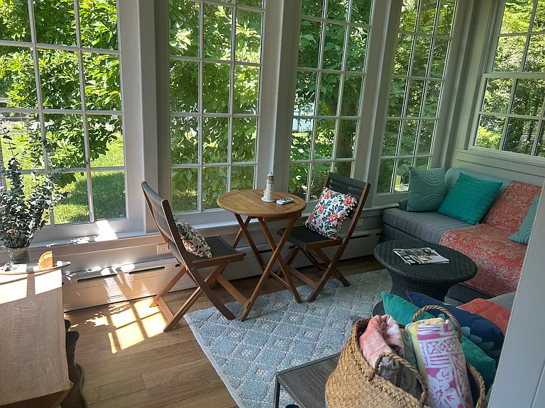 27 Cora St — Photo 8