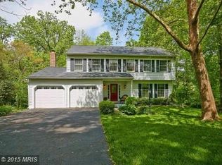 12033 Heather Down Dr, Herndon, VA 20170