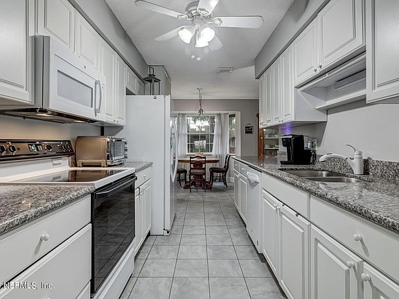 5th image of 12675 WILDERNESS Lane E