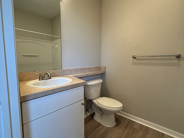 1610 Raena Dr #311 — Photo 9