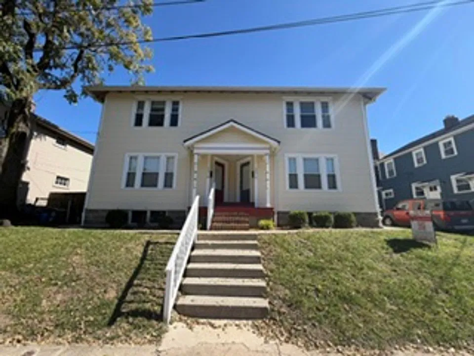 2476 Adams Ave