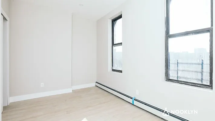 Rented by Nooklyn NYC LLC | media 4