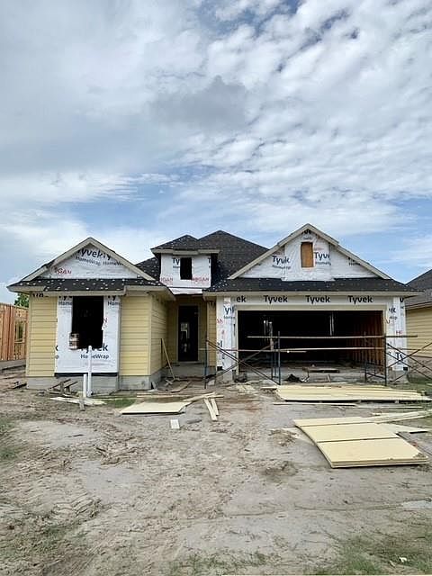 1st image of 169 Shady Terrace Ln