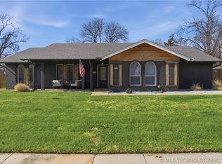 7071 E 53rd St, Tulsa, OK 74145