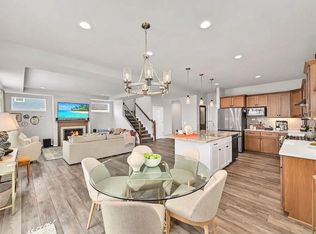 8829 S Shady Leaf LANE, Franklin, WI 53132