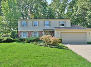 8958 Briarbrook Dr NE, Warren, OH
