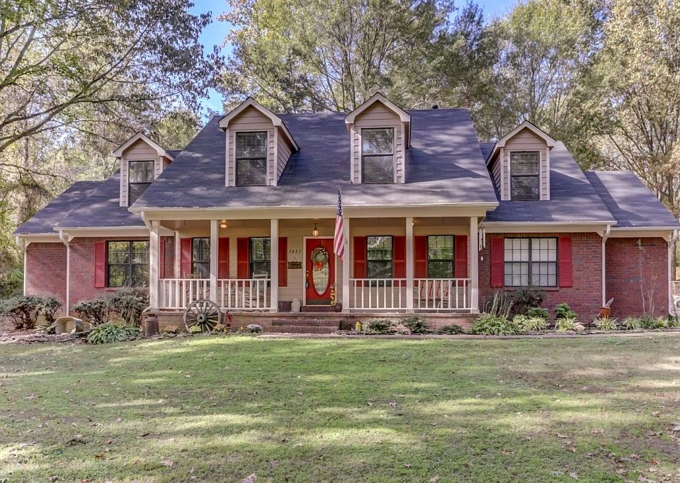 1st image of 7435 Hickory Estates Dr