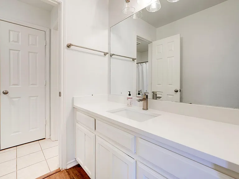 5514 Plantation Ln — Photo 29
