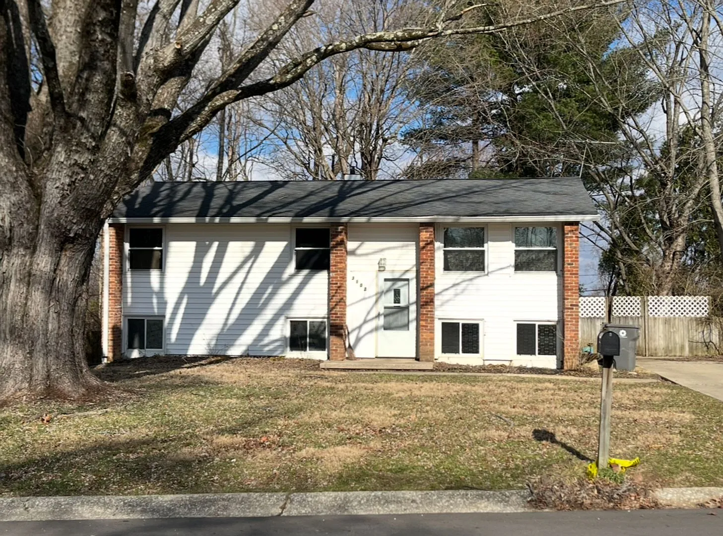 Available August 1, 2027 - 4BR 2BA next to Cascades Gold Course — Photo 1