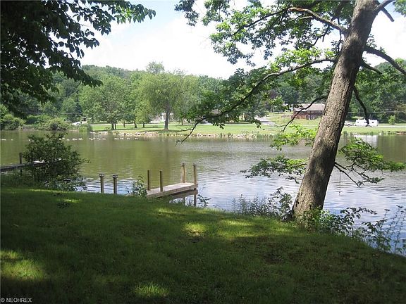 3rd image of 32102 Wooddale Dr