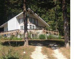 2 Hermit Hollow Dr, Labadie, MO 63055