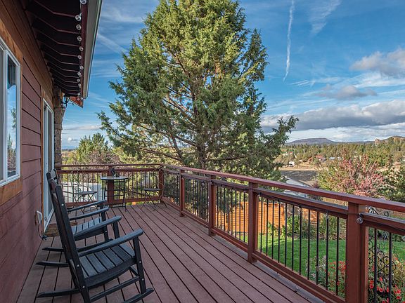 4th image of 1550 Majestic Rock Dr