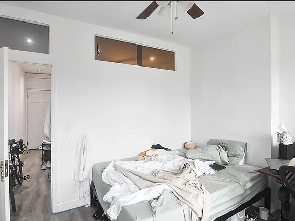 5th image of 818 Manhattan Ave APT 3
