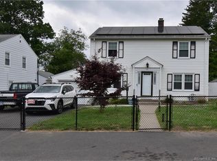 46 Gail Dr, Waterbury, CT 06704