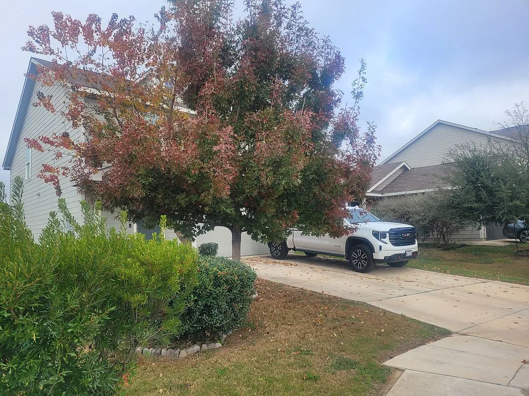 4 bed, 3.0 bath, 1703 sqft, $1,900 — Photo 4