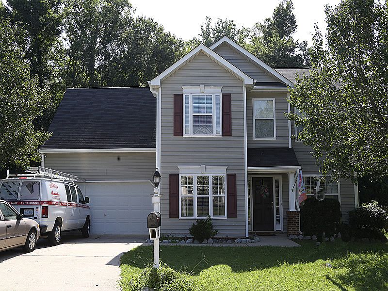 1st image of 104 Bermuda Green Dr