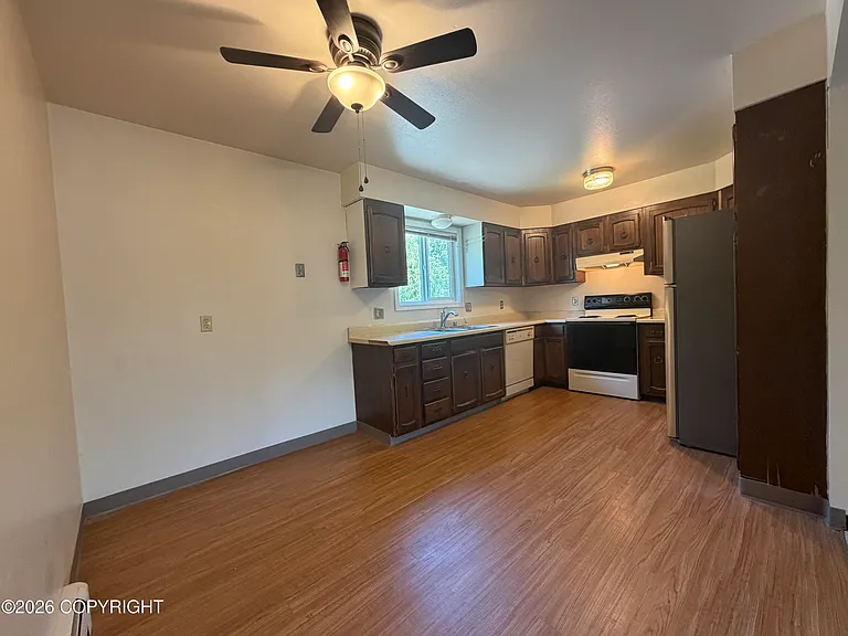 1900 Beaver Pl #5 — Photo 9