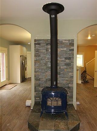 Home for Sale in Fairbanks, AK $370,000