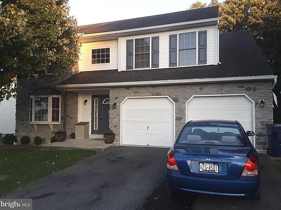 2nd image of 3706 Regency Dr