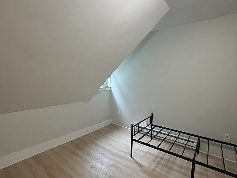 41 Richards St #3 — Photo 12