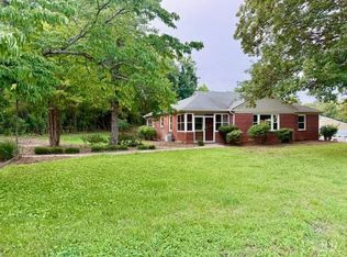 106 Monacan Park Rd, Madison Heights, VA 24572