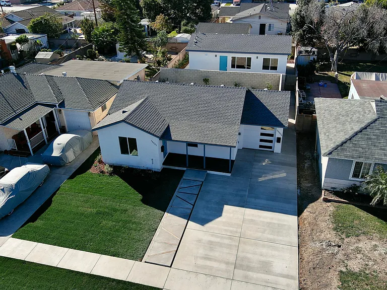 14003 McNab Ave — Photo 4